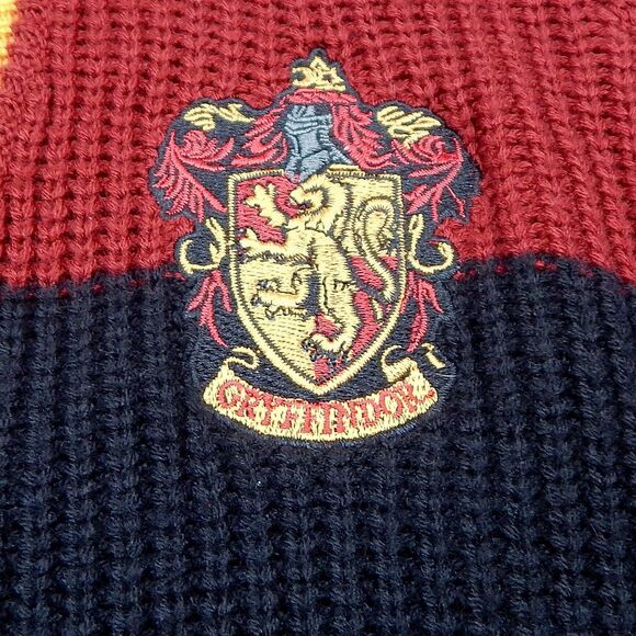 Harry Potter Knit Red Long Sleeve Pullover Hoodie V-Neck Gryffindor House Small - Picture 3 of 10